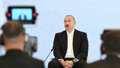 阿塞拜疆总统建议乌克兰：永不接受领土被占领