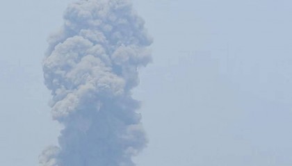 山东高密一化工车间发生爆炸，一公里外饭店窗户被震碎，当地：现场已疏散完毕，具体情况核实中