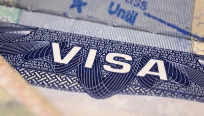 美政府恢复办理外国学生签证！