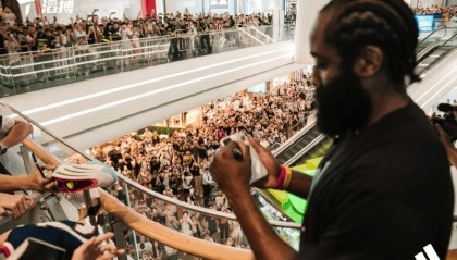 对话滔搏｜不甘再当“耐克阿迪们”的推手，这家港股零售巨头要为自己搭台