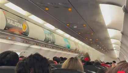 有人默默流泪！一吉隆坡飞深圳航班，起飞2小时因故返航