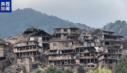 阿富汗地震已致千人遇难