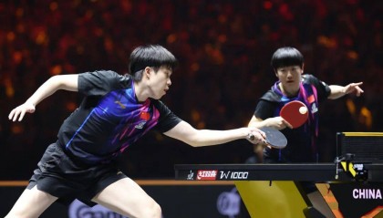 国乒提前锁定混双冠军，男、女双打各有3对进4强 | WTT中国大满贯双打