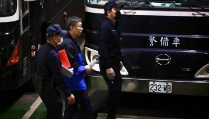 柯文哲遭延押2个月，在野阵营批赖清德“扫黑肃贪”实为整肃异己