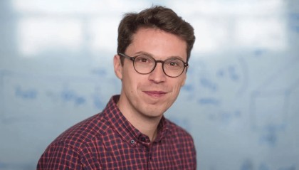 麻省理工47岁核物理学家在富人区家中遭枪杀，领导250人致力于攻克“人造太阳”