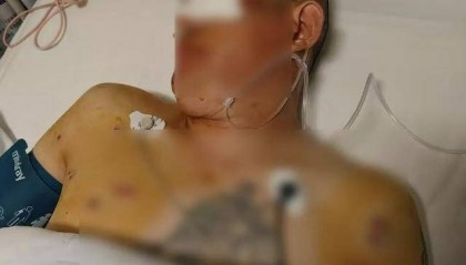 歹徒自制4把枪，银行门口踩点抢劫