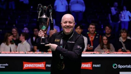 宝刀未老！希金斯斩获2025斯诺克巡回锦标赛冠军