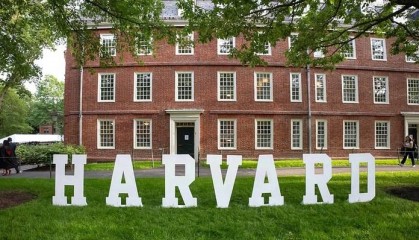 哈佛大学被指违反民权法，美政府：不整改将失去所有联邦资金