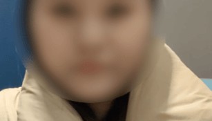 20岁四川女孩告知被绑架已有10个月，先后去了新加坡泰国和缅甸，家人转账超20万