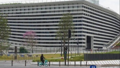 已撤下！深圳网红地标火速拆除争议招牌，曾连夜发公开信