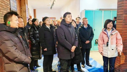 吉林省全国人大代表视察我州冰雪经济发展情况