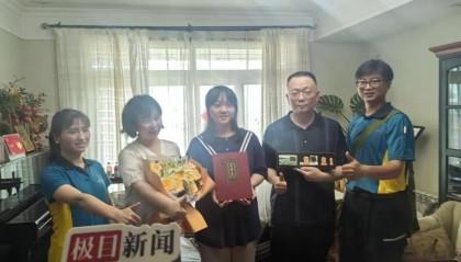 湖北第一个！胡宇秋（女，武汉学生）收到北大录取通知书