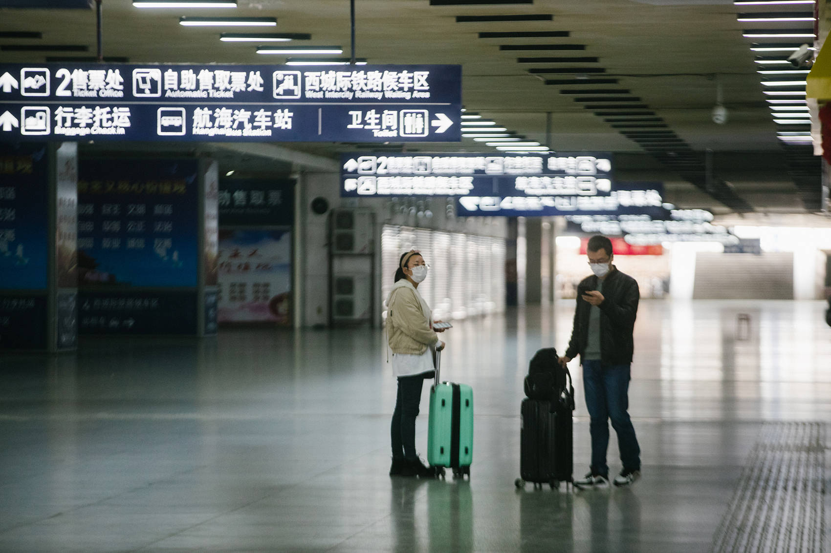 “公司要我回来的”！女职工产假未休完就上班，离职后要求给产假工资，法院判了