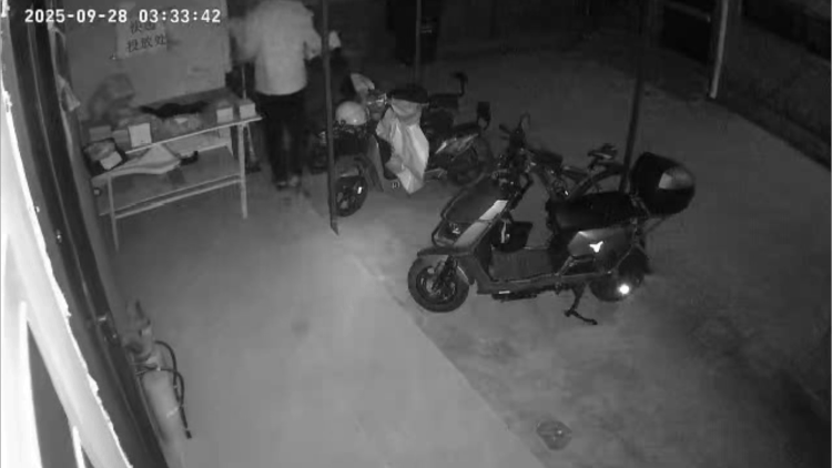 每月稳定收入8000多元却忍不住经常偷快递,上海一男子被刑拘