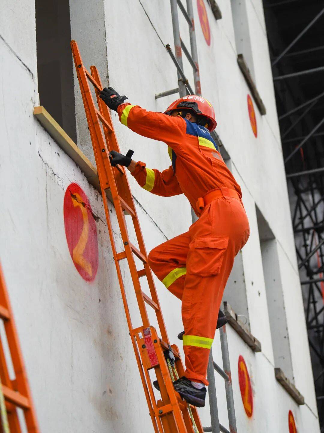 燃动赛场!三明消防激战 2025全省岗位练兵“龙虎榜”比武