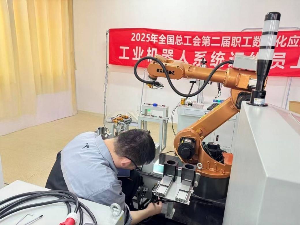 上海机器人系统运维选手集训有序推进，“破阵”指日可待