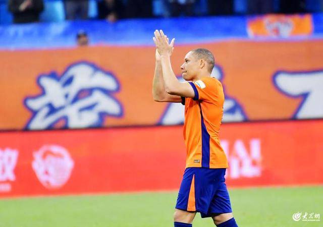 青岛海牛保级成功,下赛季我们继续“一城双超”!