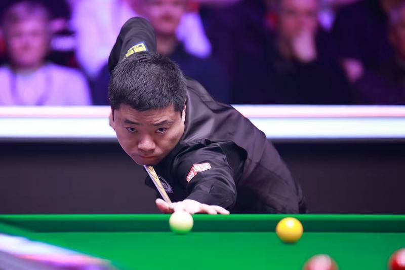 斯诺克｜赵心童丁俊晖均赢下德比战 晋级英锦赛16强