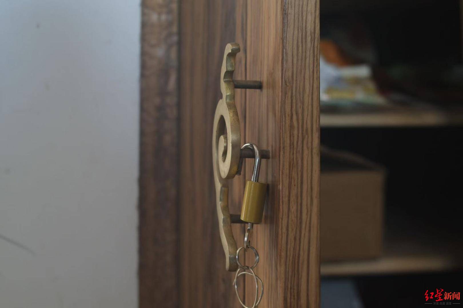 8岁自闭症男童苍山走失后身亡 深陷漩涡的父母：我们全家都在用爱托举这个孩子丨2025未完待续