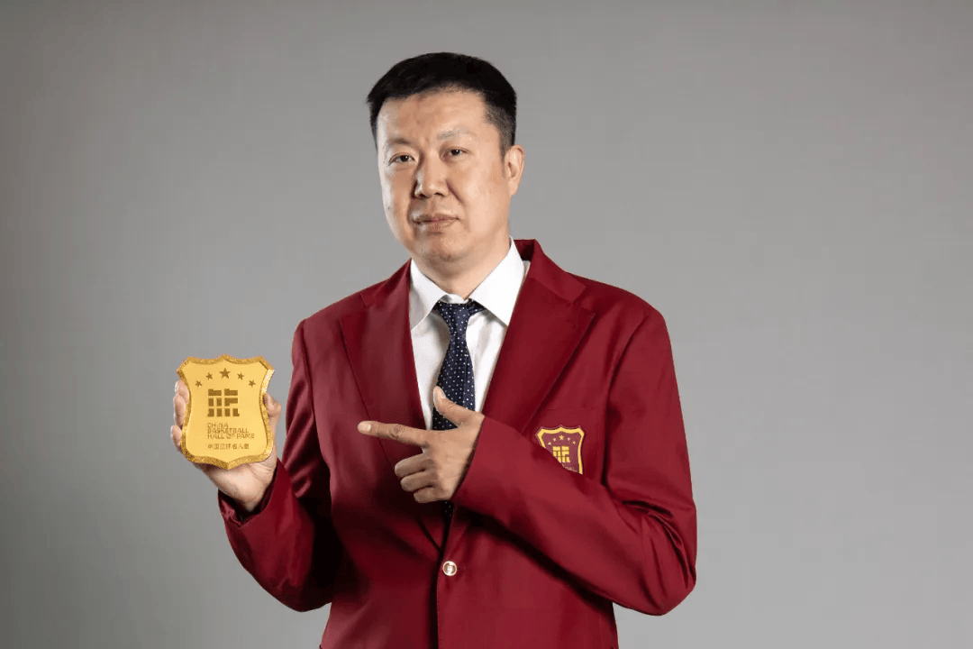 中国篮协:热烈祝贺王治郅